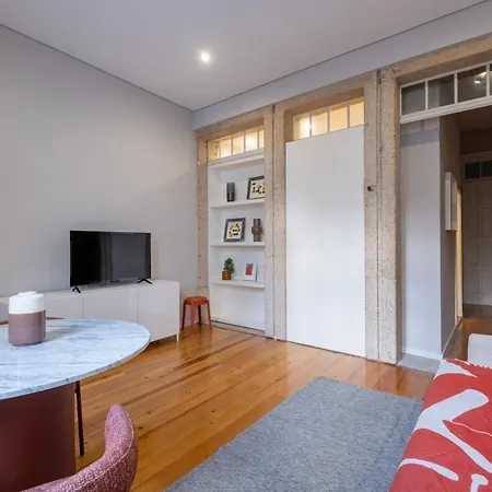 Essence By Minhos Guest * 브라가